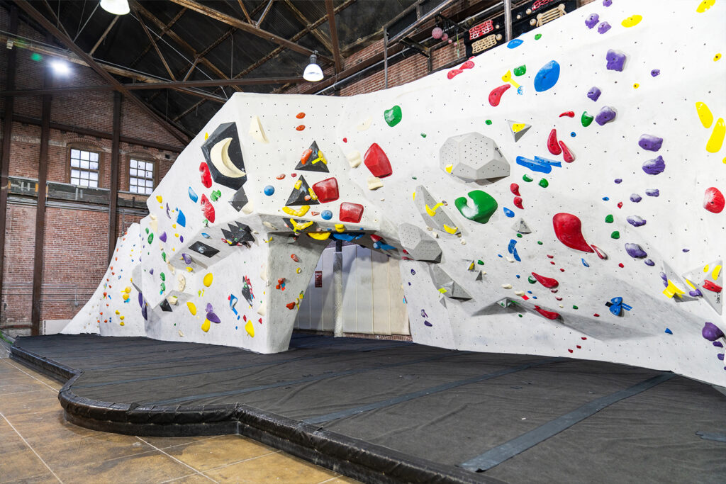  bouldering sections