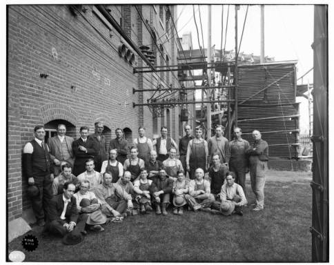 employees at la no steam plant